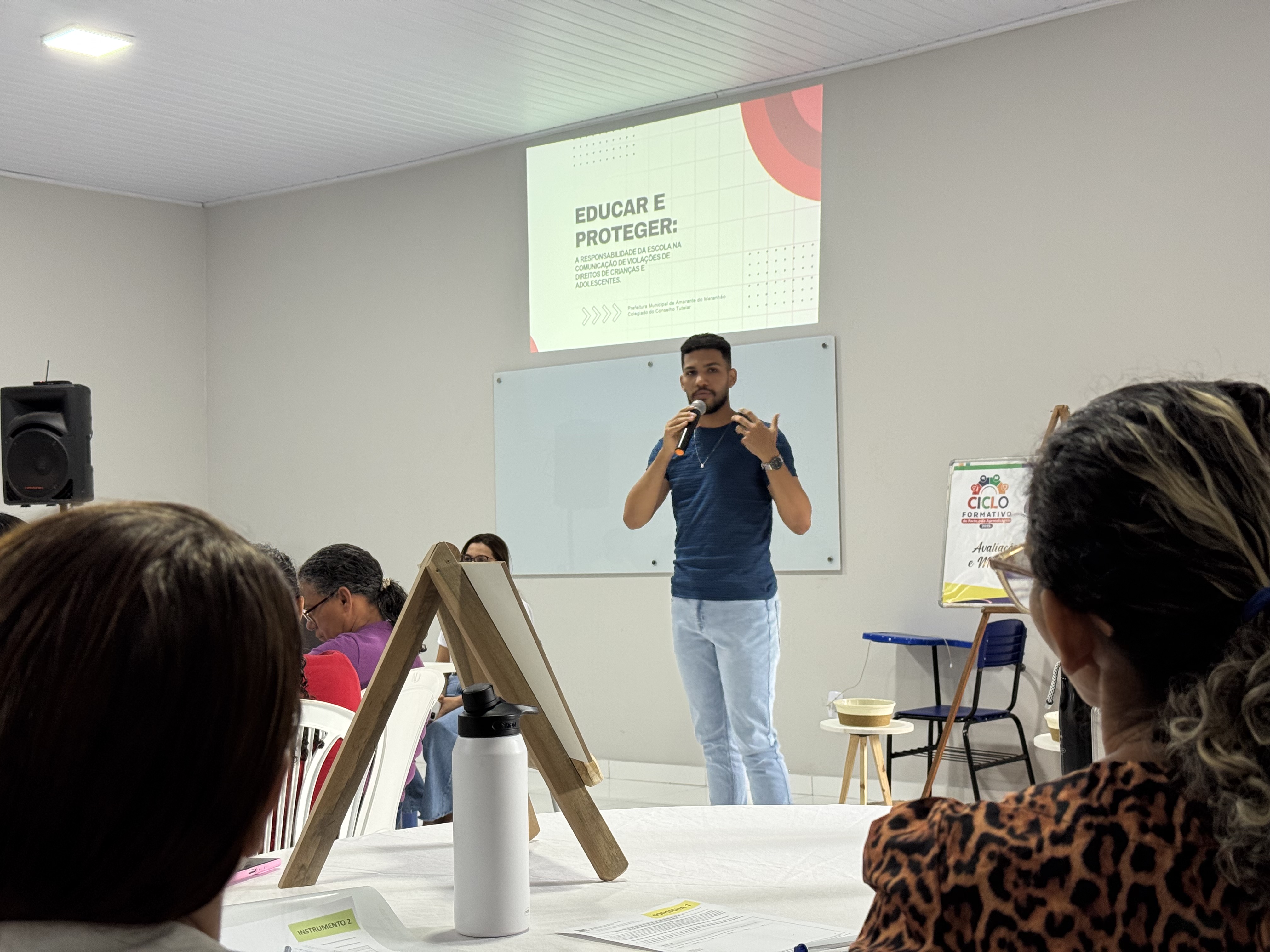EDUCAR E PROTEGER