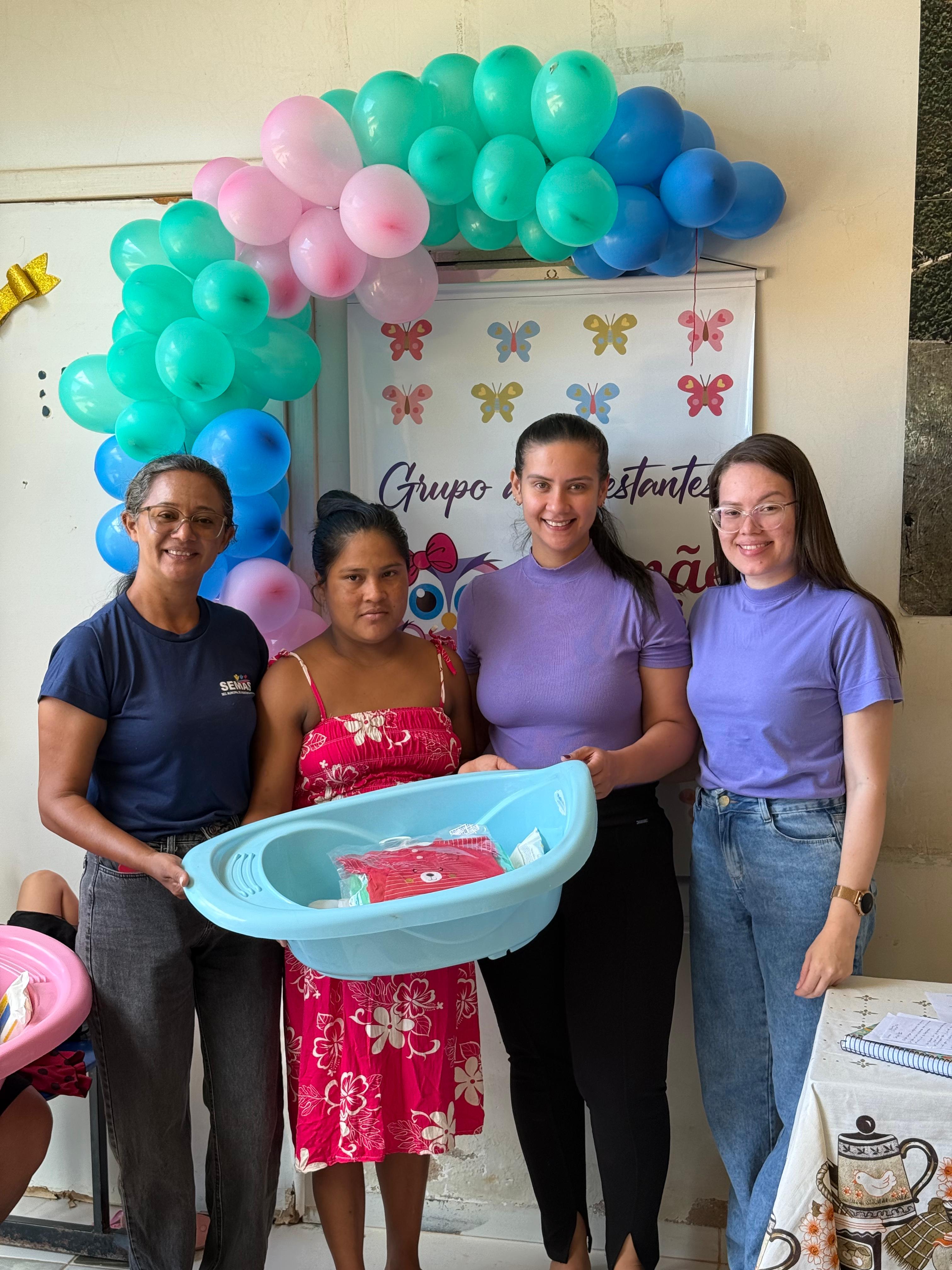 ENTREGA DE ENXOVAIS